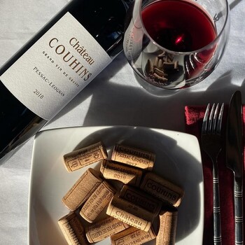 🍷 𝗙𝗢𝗜𝗥𝗘 𝗔𝗨𝗫 𝗩𝗜𝗡𝗦 𝗰𝗵𝗲𝘇 𝗝𝗲𝗮𝗻 𝗠𝗲𝗿𝗹𝗮𝘂𝘁 | 𝗖𝗵𝗮̂𝘁𝗲𝗮𝘂 𝗖𝗼𝘂𝗵𝗶𝗻𝘀 𝟮𝟬𝟭𝟴 𝗿𝗼𝘂𝗴𝗲, 𝗔𝗽𝗽𝗲𝗹𝗹𝗮𝘁𝗶𝗼𝗻 𝗣𝗲𝘀𝘀𝗮𝗰-𝗟𝗲́𝗼𝗴𝗻𝗮𝗻
Jusqu’au 13 novembre 2025, découvrez une pépite de l’appellation Pessac-Léognan sélectionnée par nos experts : le Château Couhins 2018 rouge, un vin racé et harmonieux, à un prix exceptionnel pendant notre Foire aux Vins ! 🍷
Un grand vin à savourer dès maintenant ou à conserver en cave quelques années encore. 🕰️
➤ Achetez votre bouteille 𝗮̀ 𝗺𝗼𝗶𝗻𝘀 𝗱𝗲 𝟮𝟬€ 𝗧𝗧𝗖 sur notre site Internet sécurisé 👉 https://jean-merlaut.com/catalogue-des-vins/2333-chateau-couhins-rouge-2018.html

📸 • @chateaucouhins 

#jeanmerlaut #jeanmerlautselection #jeanmerlautvins #foireauxvins #fav #jeanmerlautmoment #winelovers #bordeauxwines #jeanmerlaut #jeanmerlautmoments #grandscrus #jeanmerlautteam #terroir #bordeauxlovers #vinsdebordeaux #grandscrusbordeaux #wineoclock #bordeaux #jeanmerlautviticulteurabaurech #jeanmerlautexperts #baurech #winewinewine #winetime #promotion #offrespeciale #ChateauCouhins #PessacLeognan #Millésime2018 #ChâteauCouhins #ChâteauCouhins2018

𝘓’𝘢𝘣𝘶𝘴 𝘥’𝘢𝘭𝘤𝘰𝘰𝘭 𝘦𝘴𝘵 𝘥𝘢𝘯𝘨𝘦𝘳𝘦𝘶𝘹 𝘱𝘰𝘶𝘳 𝘭𝘢 𝘴𝘢𝘯𝘵𝘦́, 𝘢̀ 𝘤𝘰𝘯𝘴𝘰𝘮𝘮𝘦𝘳 𝘢𝘷𝘦𝘤 𝘮𝘰𝘥𝘦́𝘳𝘢𝘵𝘪𝘰𝘯.